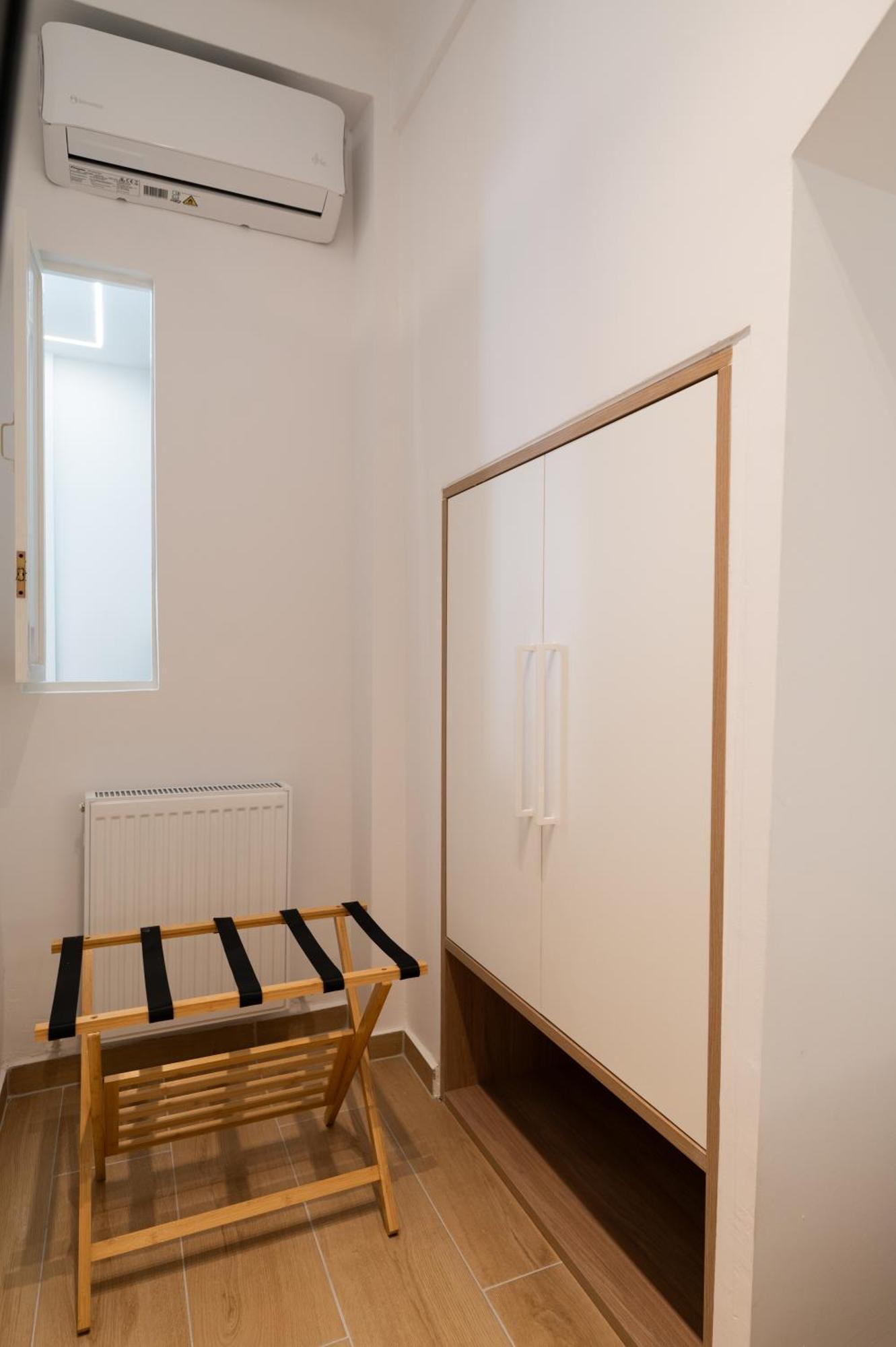 Ferienwohnung Honey Oak & Cream Patio By Nest Thessaloniki Exterior foto