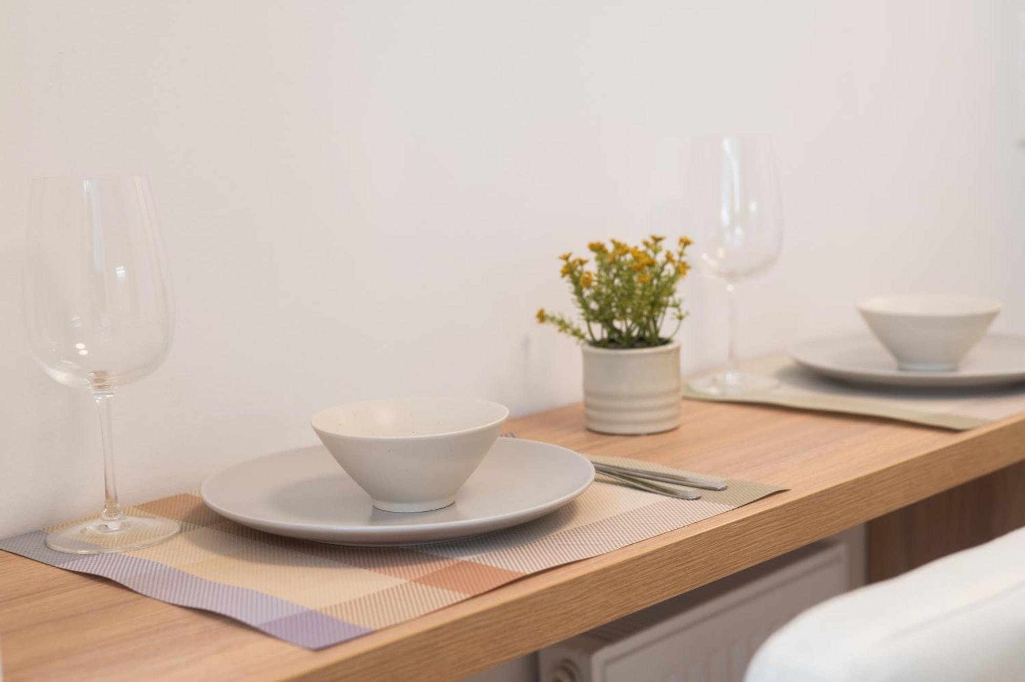 Ferienwohnung Honey Oak & Cream Patio By Nest Thessaloniki Exterior foto