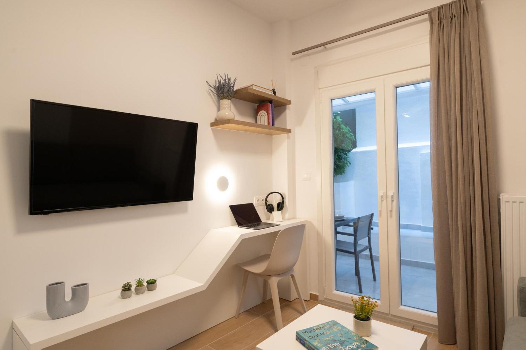 Ferienwohnung Honey Oak & Cream Patio By Nest Thessaloniki Exterior foto